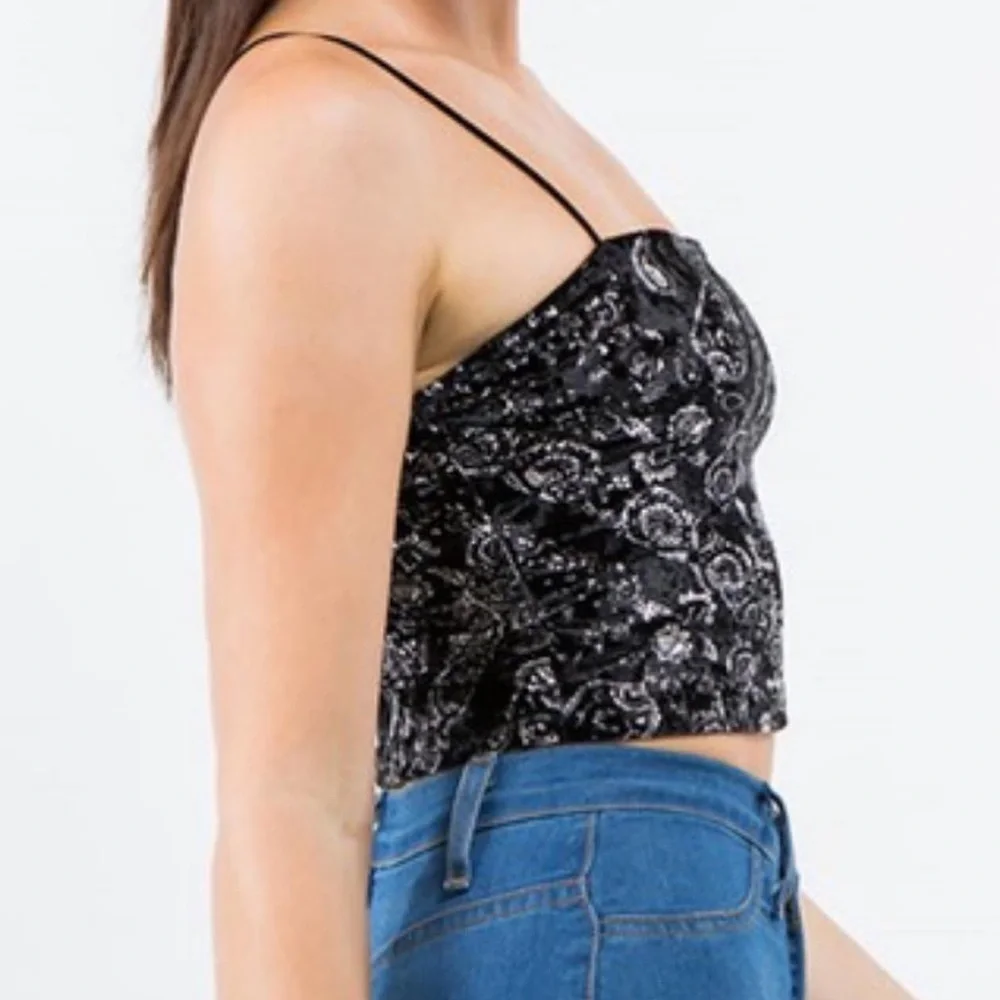 Black Bandana Velvet Crop Top - Picture 2 of 5